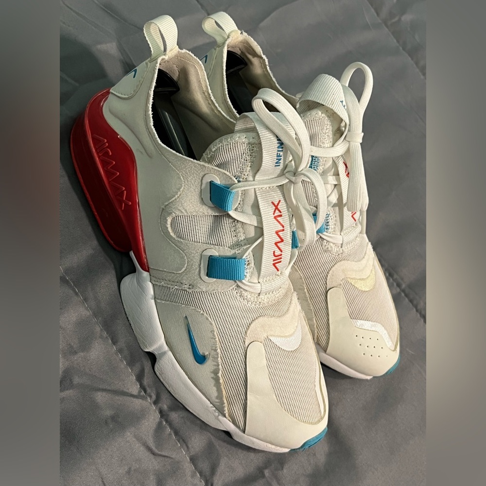 Nike Air Max Infinity